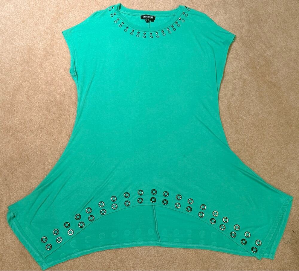 Marble Women’s Green Tunic Top Grommet Detail Size M High Low Hem